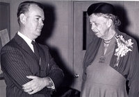President Reardon with Eleanor Roosevelt miniatura