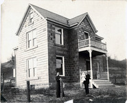William Titley and Family in Front of House Thumbnail